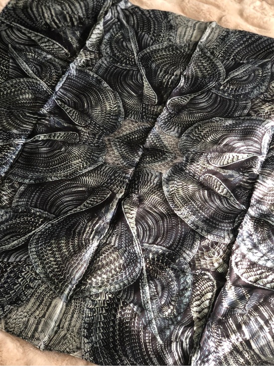 Iris van Herpen Accessories - Iris van Herpen Abstract Swirl Scarf
